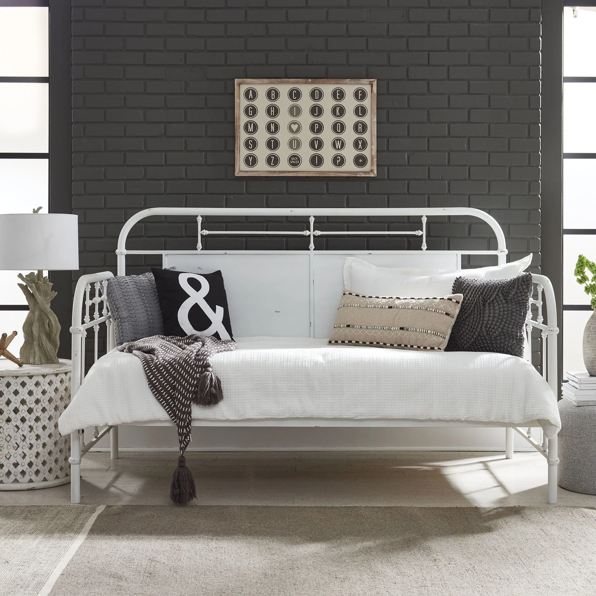 Liberty Vintage Series - Twin Metal Day Bed - Antique White - Image 7