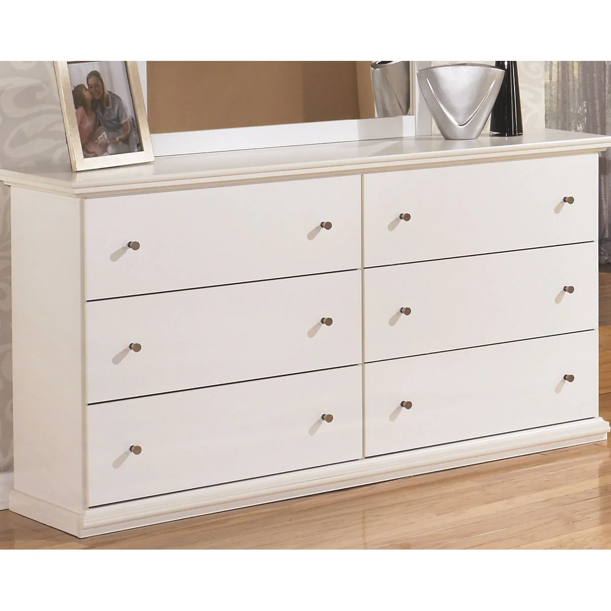 Bostwick - White - Six Drawer Dresser - Image 2