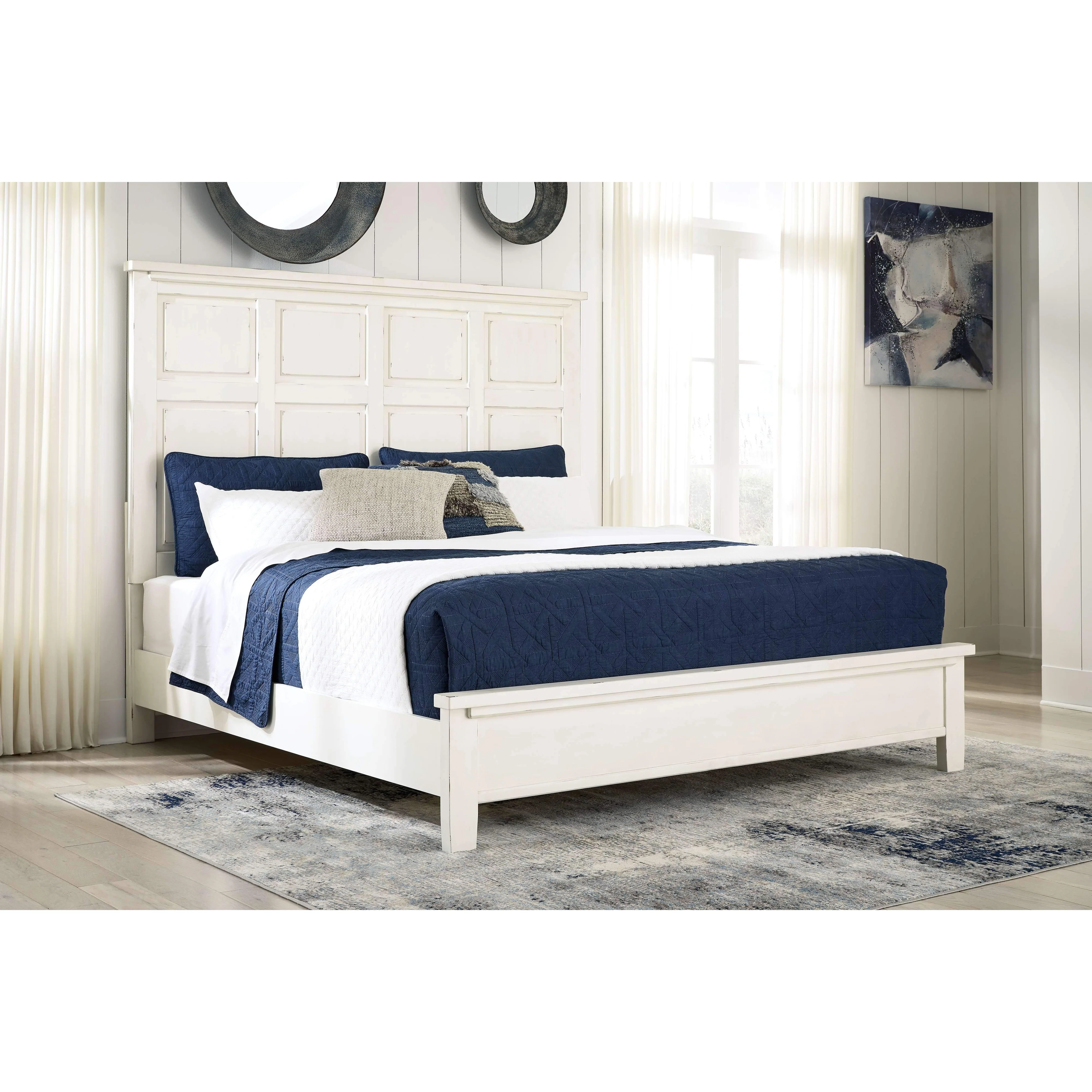 Braunter - Aged White - Queen Panel Bed