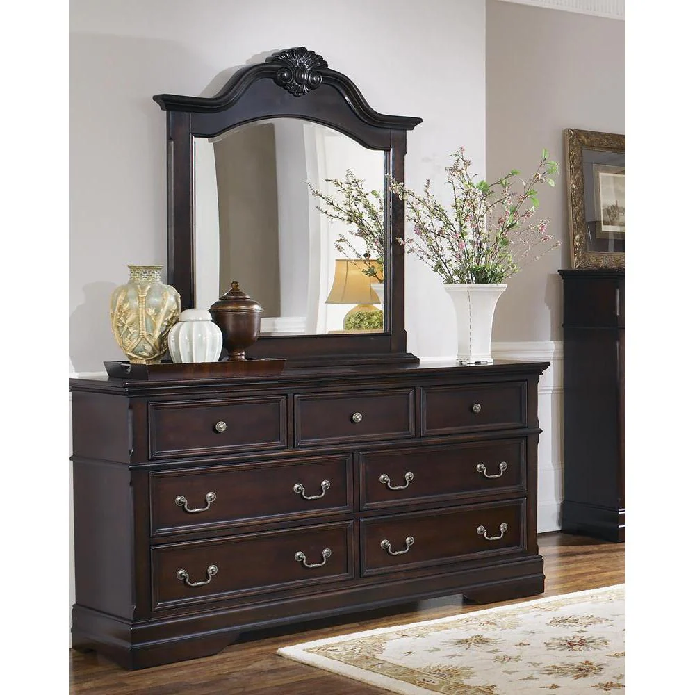 Cambridge Collection - Dresser - Image 3