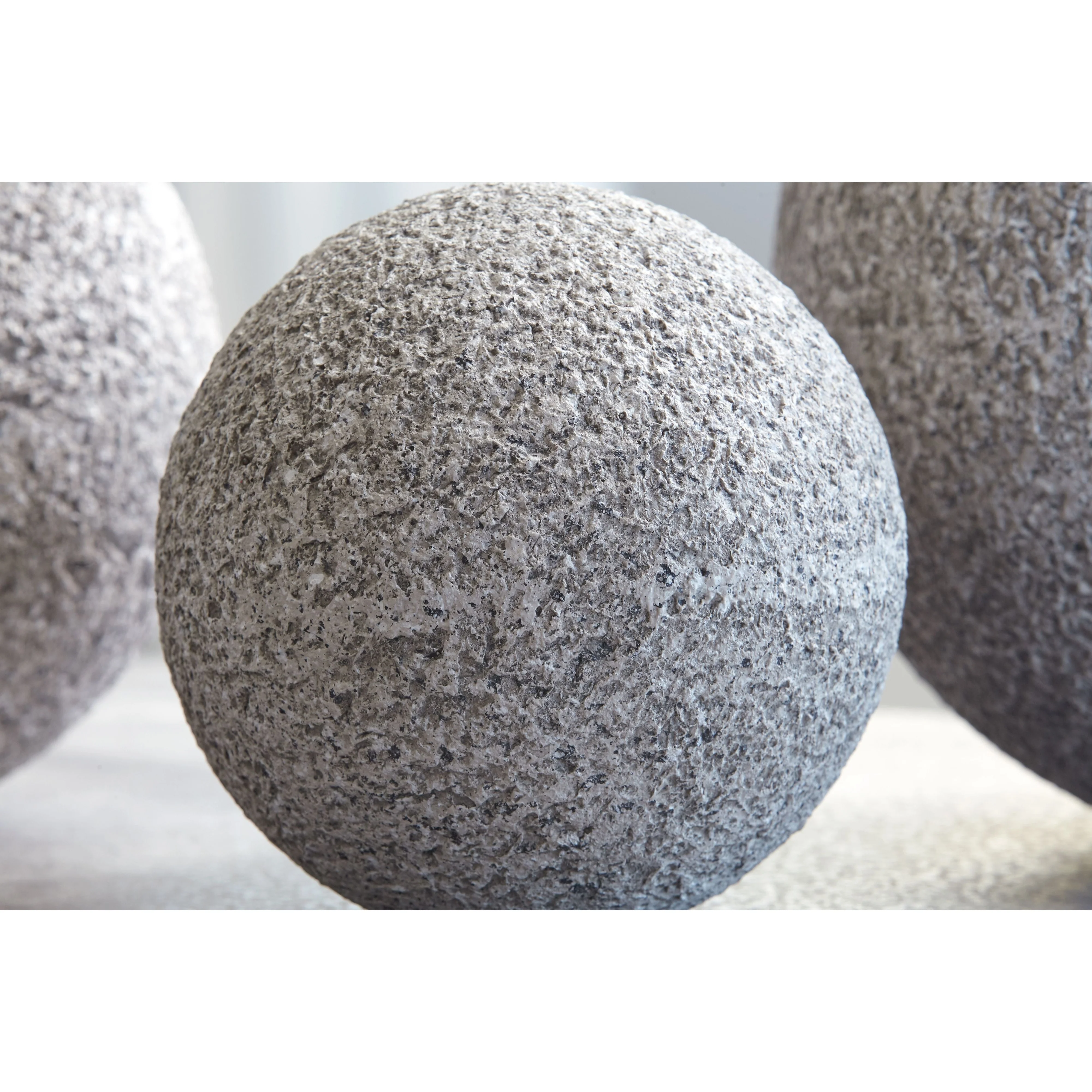 Chanlow - Dark Gray - Sculpture - Image 3