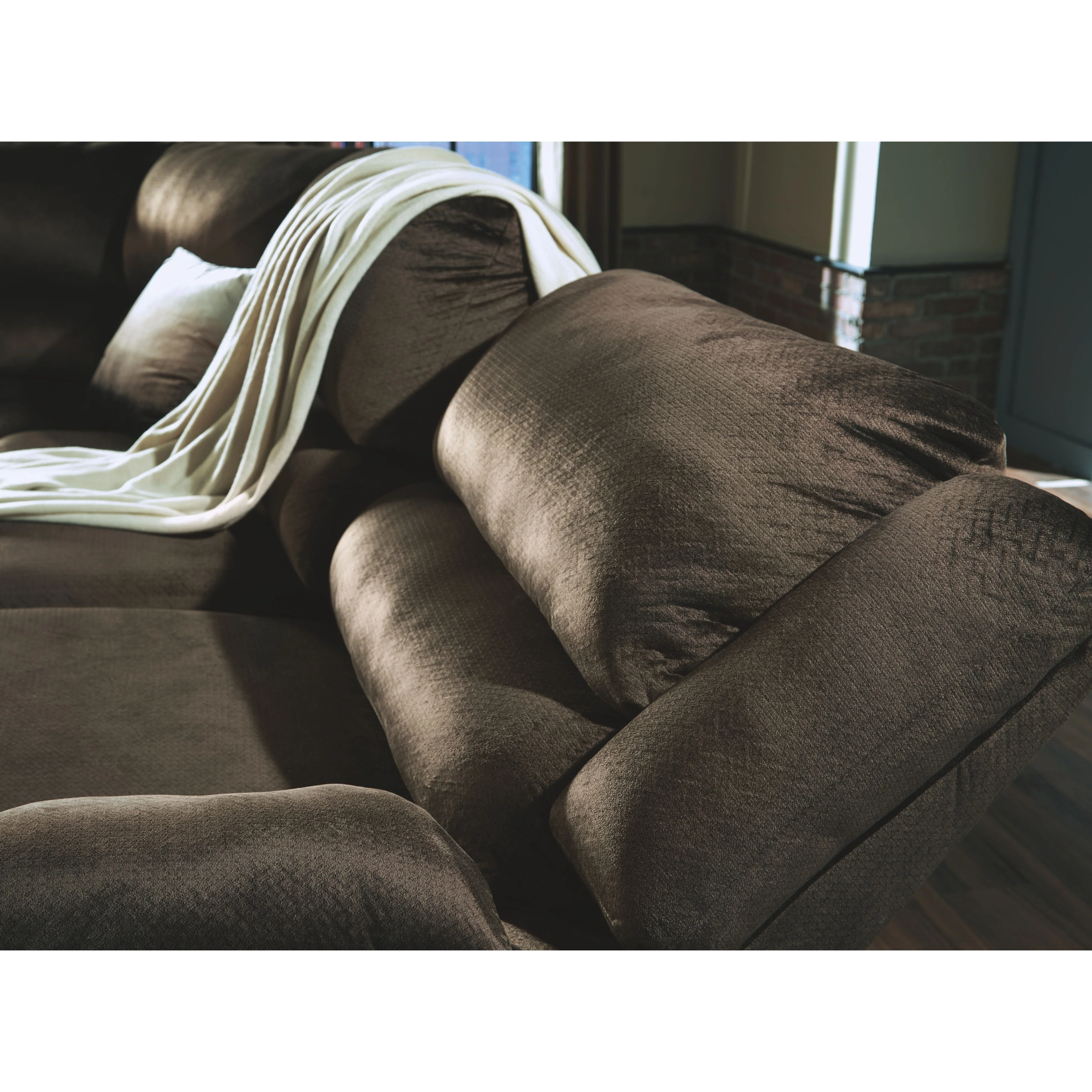 Clonmel - Chocolate - Left Arm Facing Power Recliner 3 Pc Sectional - Image 2