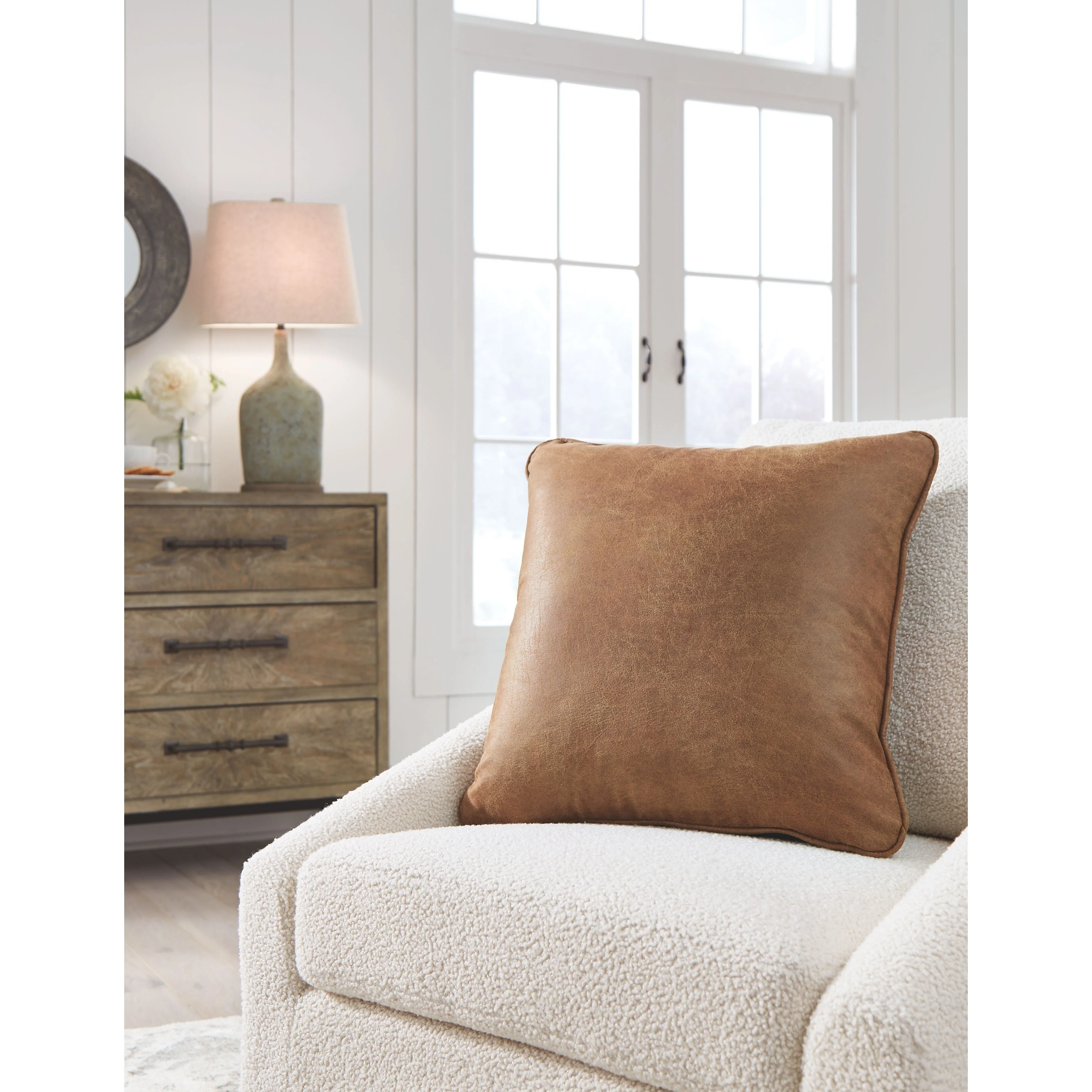 Cortnie - Caramel - Pillow (4/cs) - Image 5