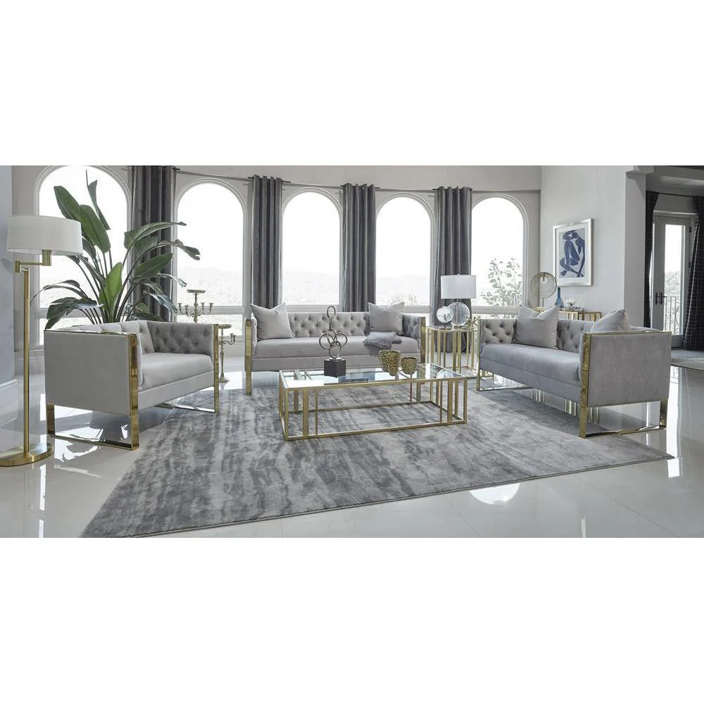 Eastbrook - Loveseat - Pearl Silver