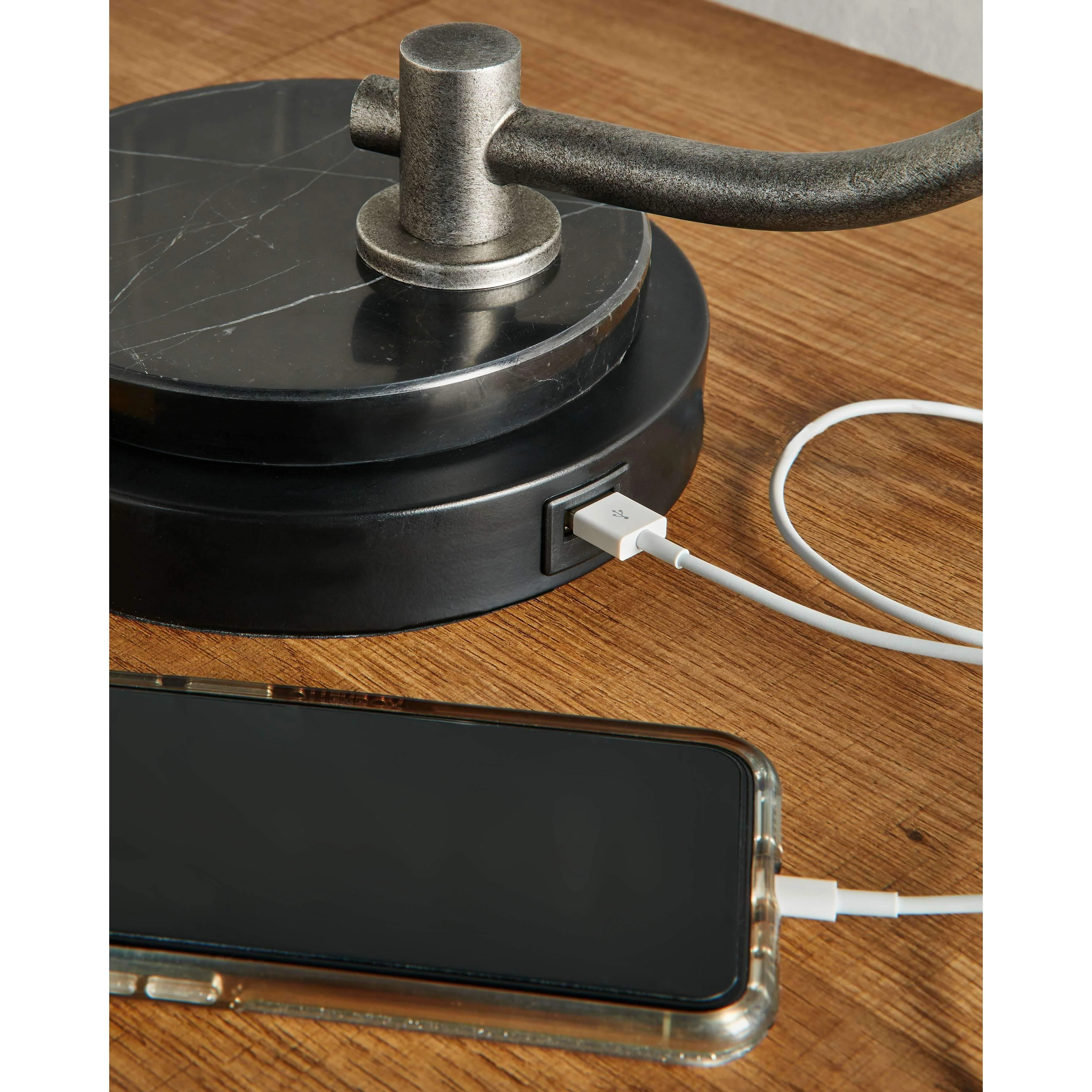 Eliridge - Black/silver Finish - Metal Desk Lamp (1/cn) - Image 3