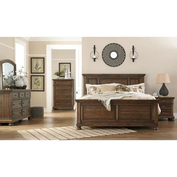 Ashley Flynnter Medium Brown Panel Bed in Queen - Image 2