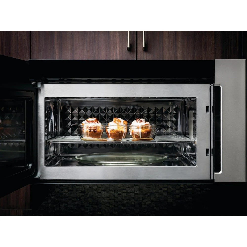 Frigidaire Professional Microwave - Image 5
