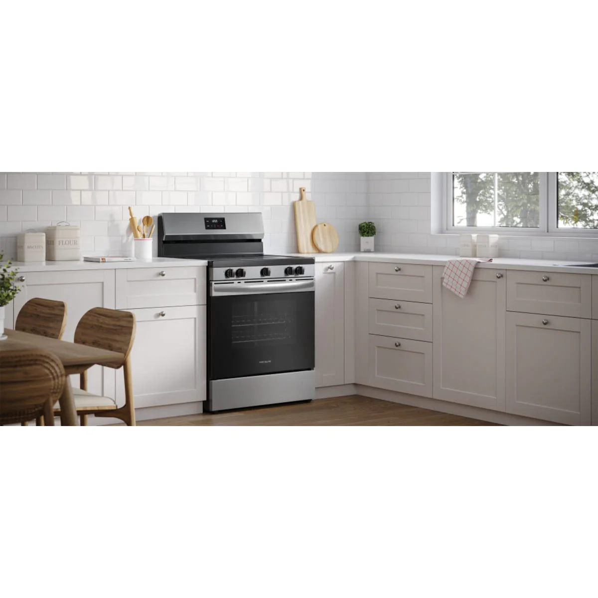 Frigidaire 30" Electric Range in Stainless Steel - Image 6