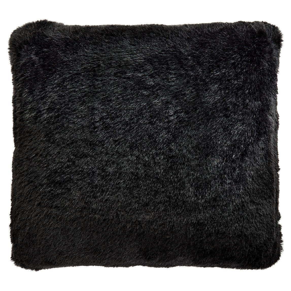 Gariland - Black - Pillow (4/cs)