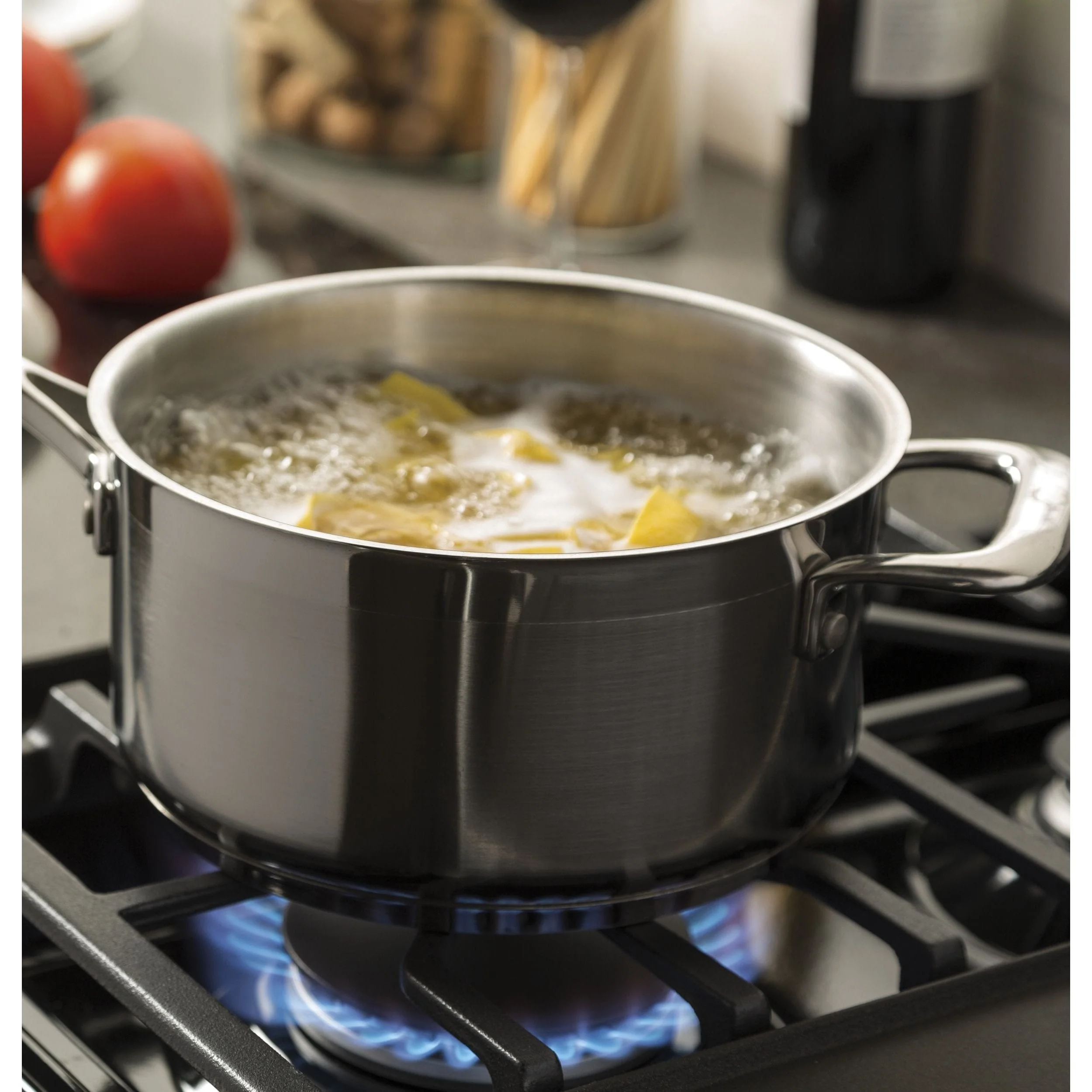 GE® 30" Free-Standing Gas Range in Black - Image 3