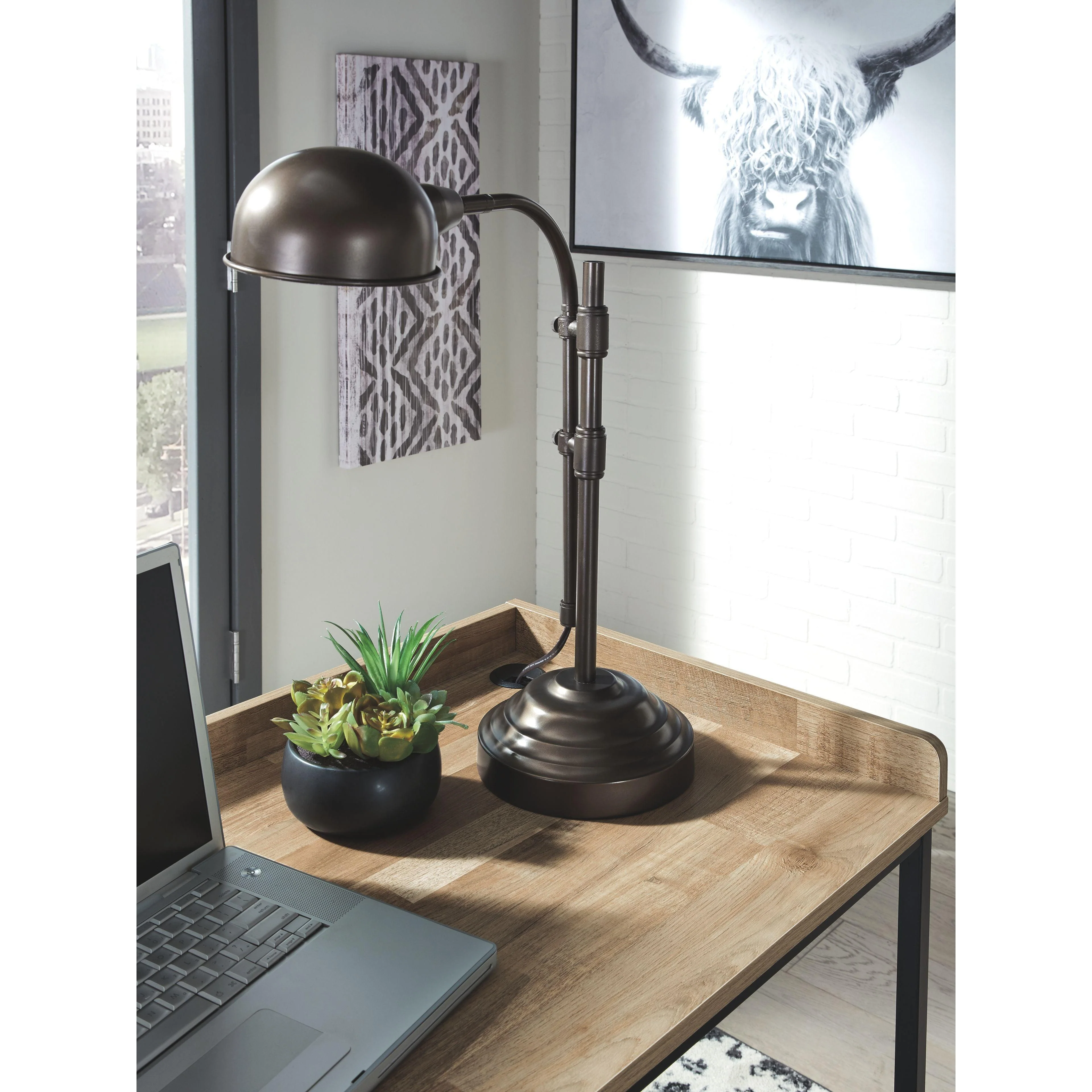 Gerdanet - Light Brown/black - Home Office Desk - Image 9