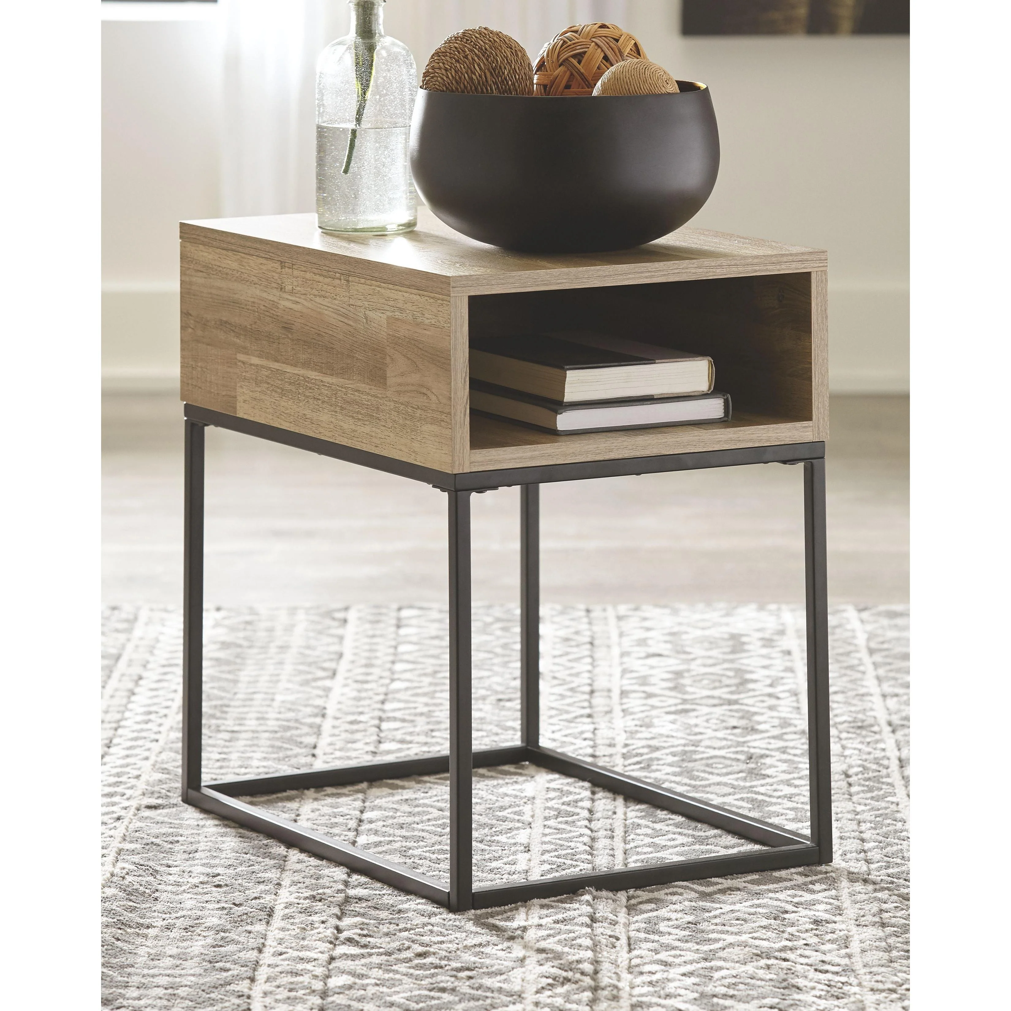 Gerdanet - Natural - Rectangular End Table - Image 2