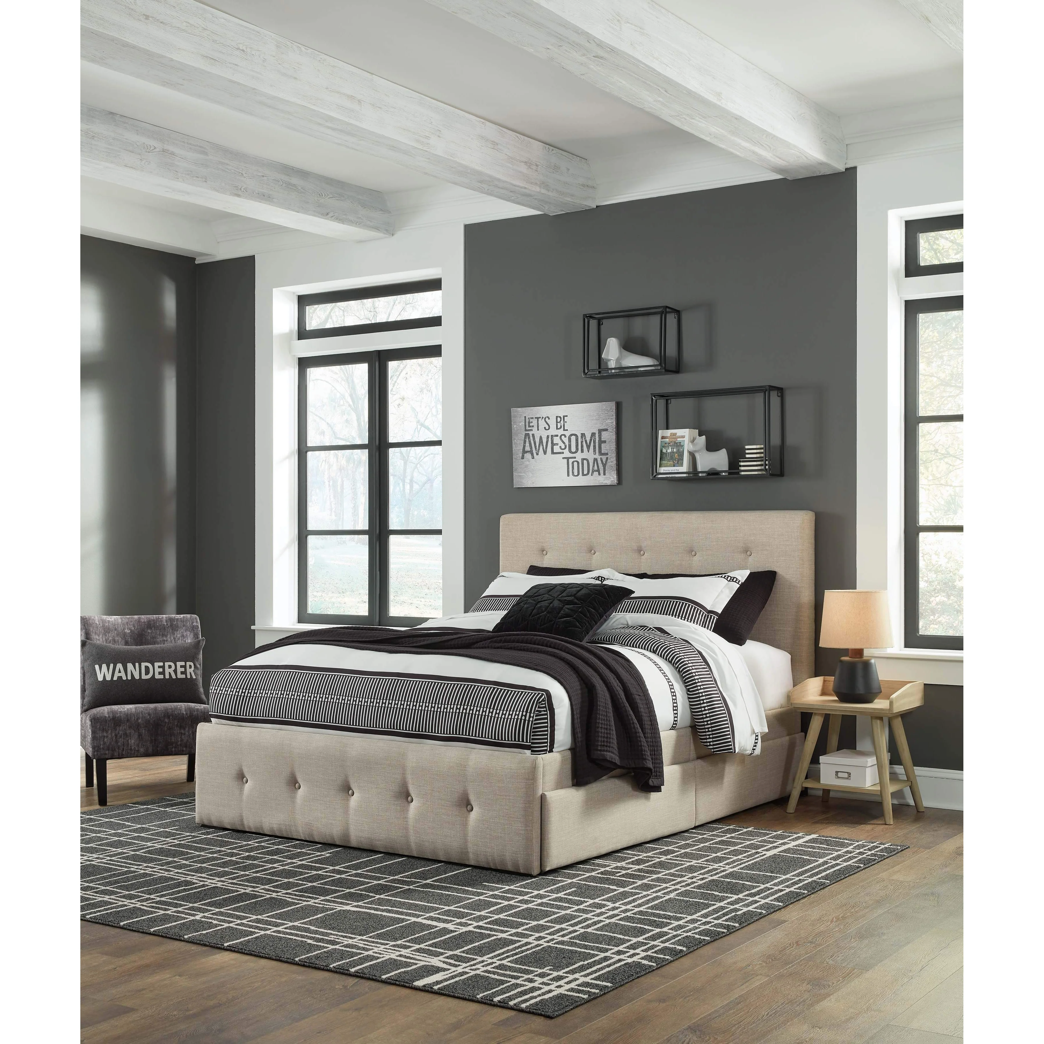 Gladdinson - Gray - Queen Upholstered Bed With 4 Storage Drawers