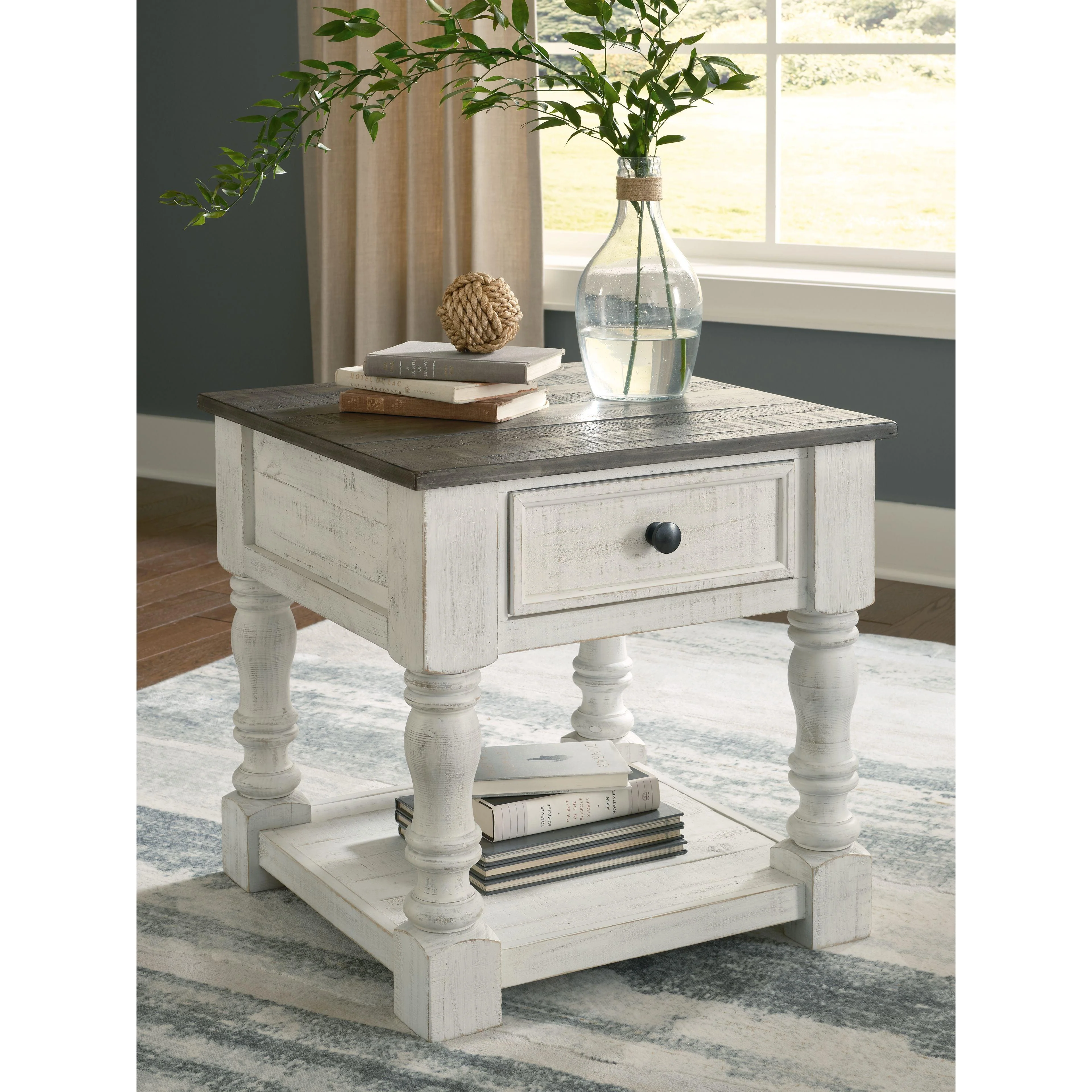 Ashley Havalance Square End Table in White/Gray - Image 10