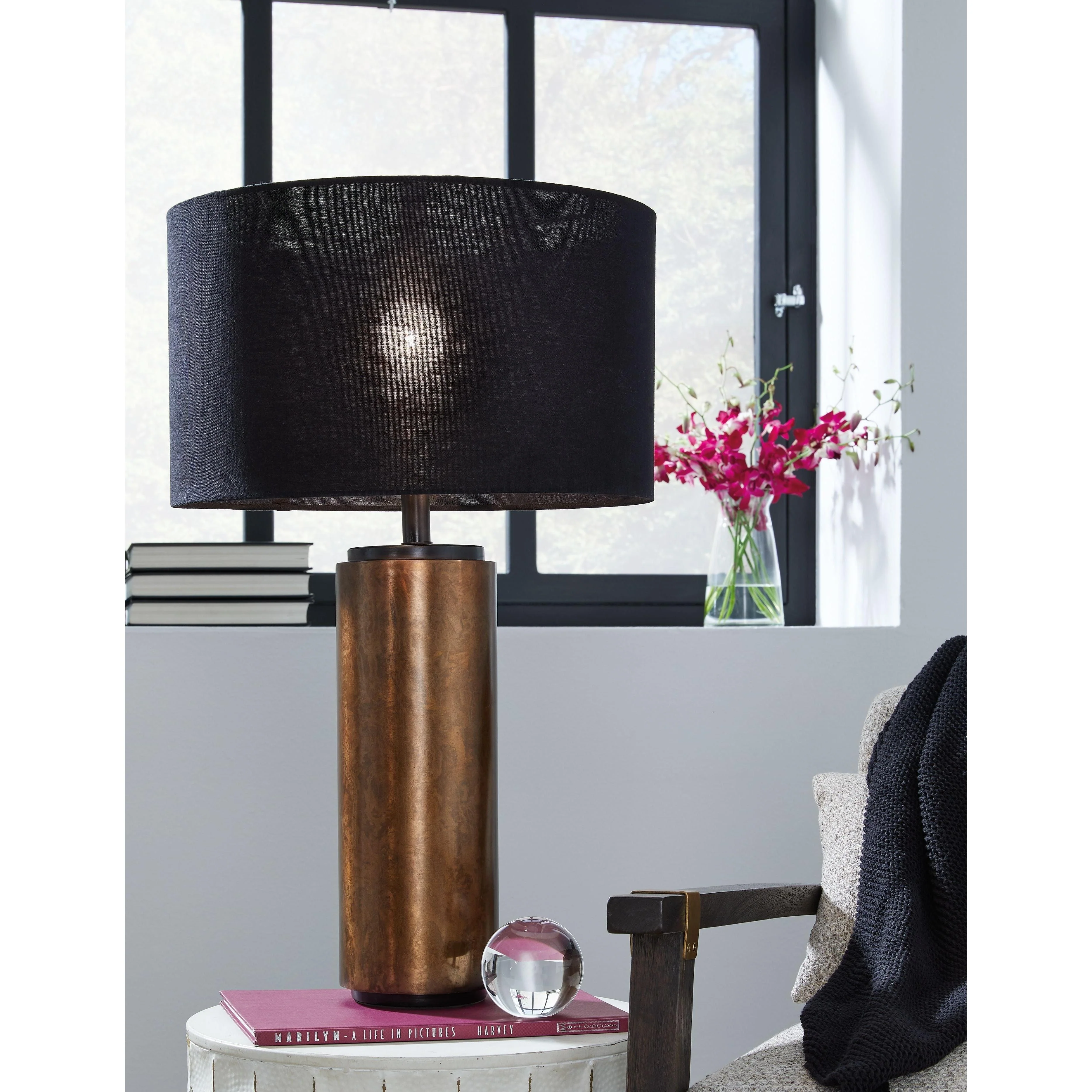 Ashley Hildry Metal Table Lamp (1/cn)-Antique Brass Finish - Image 5