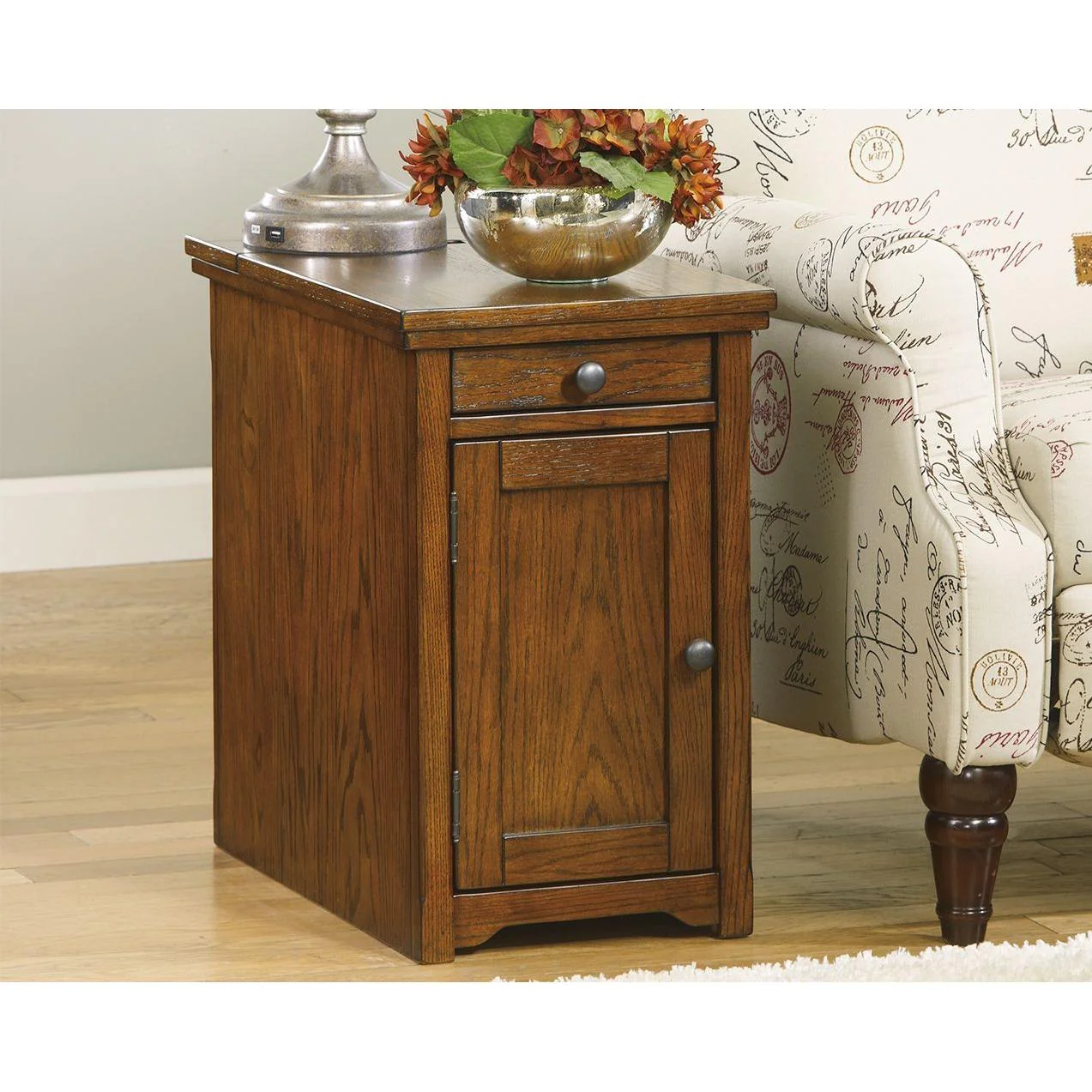 Laflorn - Light Brown - Chair Side End Table - Image 2