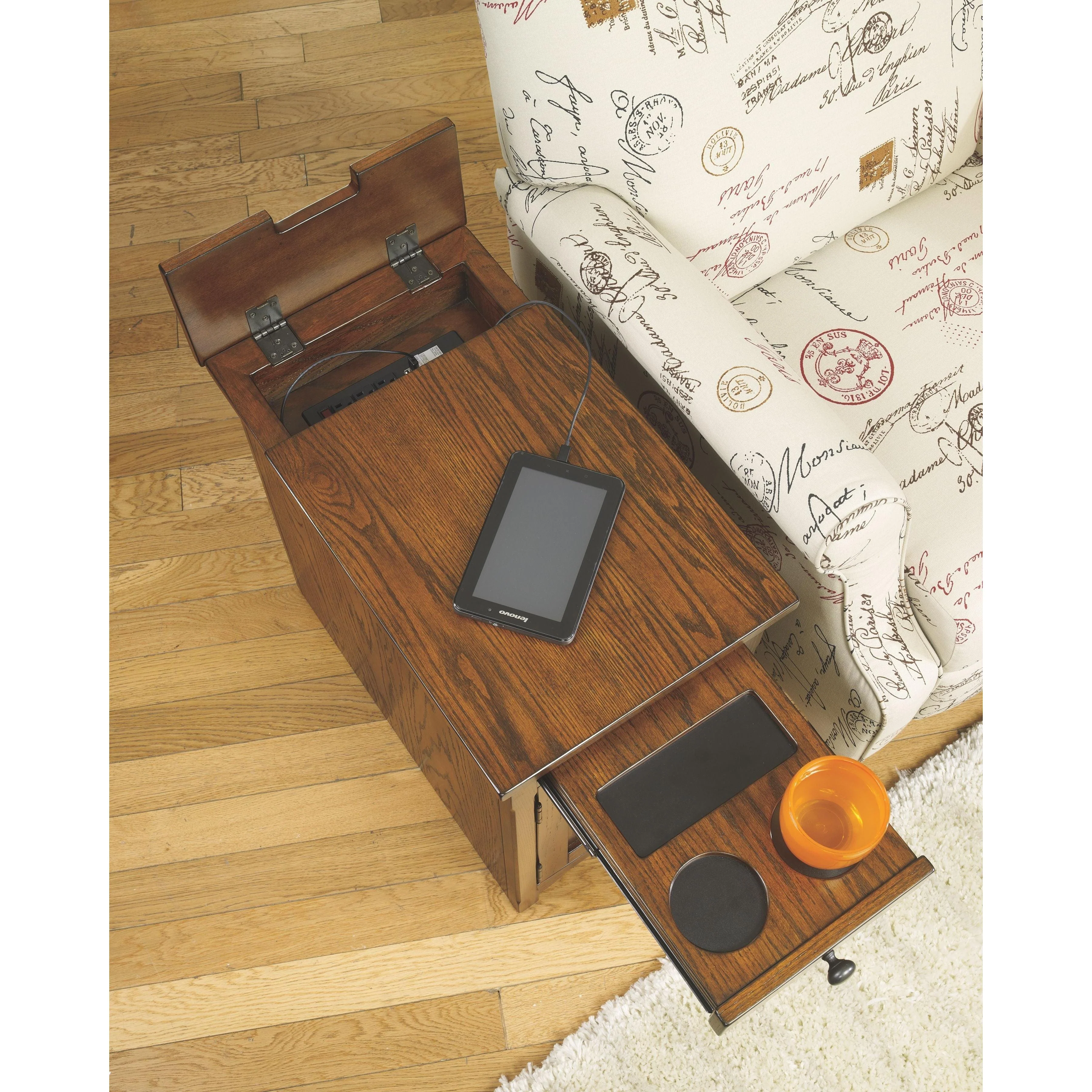Laflorn - Light Brown - Chair Side End Table - Image 3