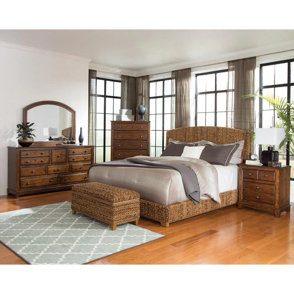 Laughton Collection - Queen Bed - Image 3
