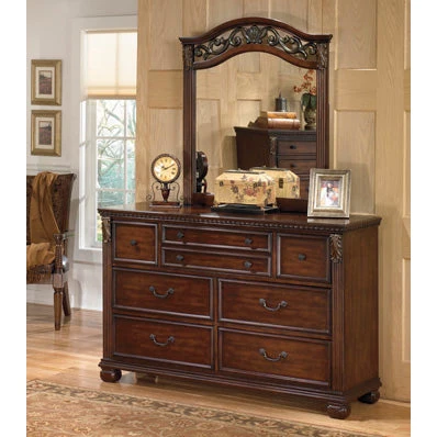 Leahlyn - Warm Brown - Dresser, Mirror