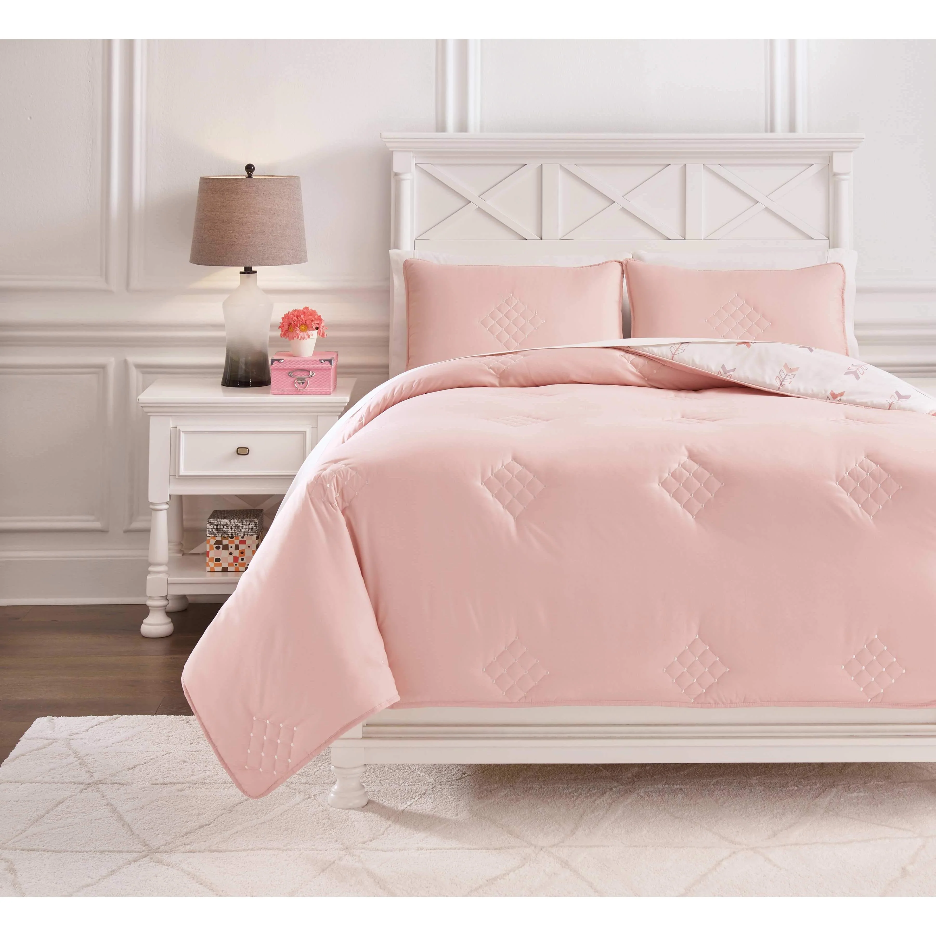 Lexann - Pink/white/gray - Full Comforter Set - Image 2