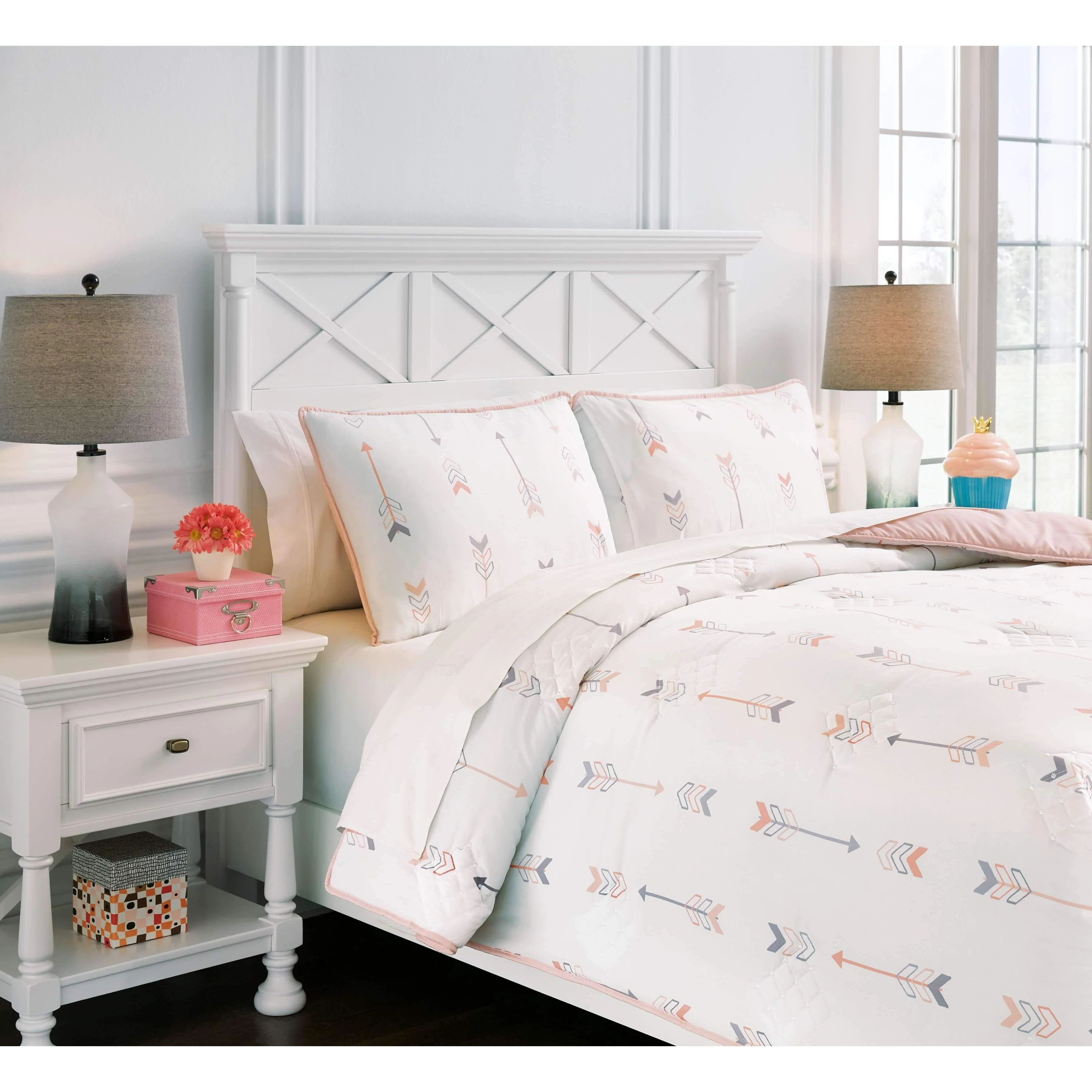 Lexann - Pink/white/gray - Full Comforter Set - Image 5