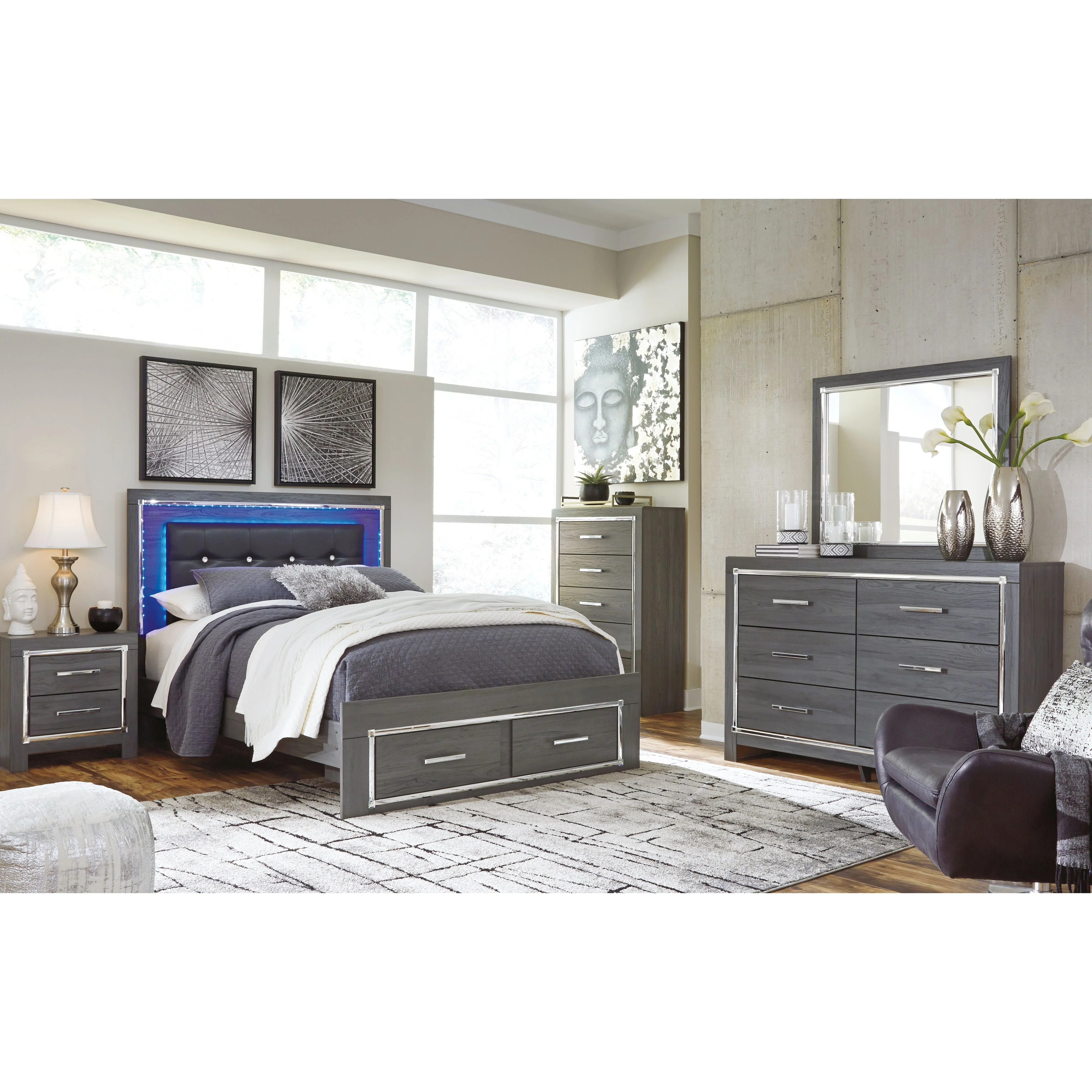 Lodanna - Gray - Six Drawer Dresser - Image 9