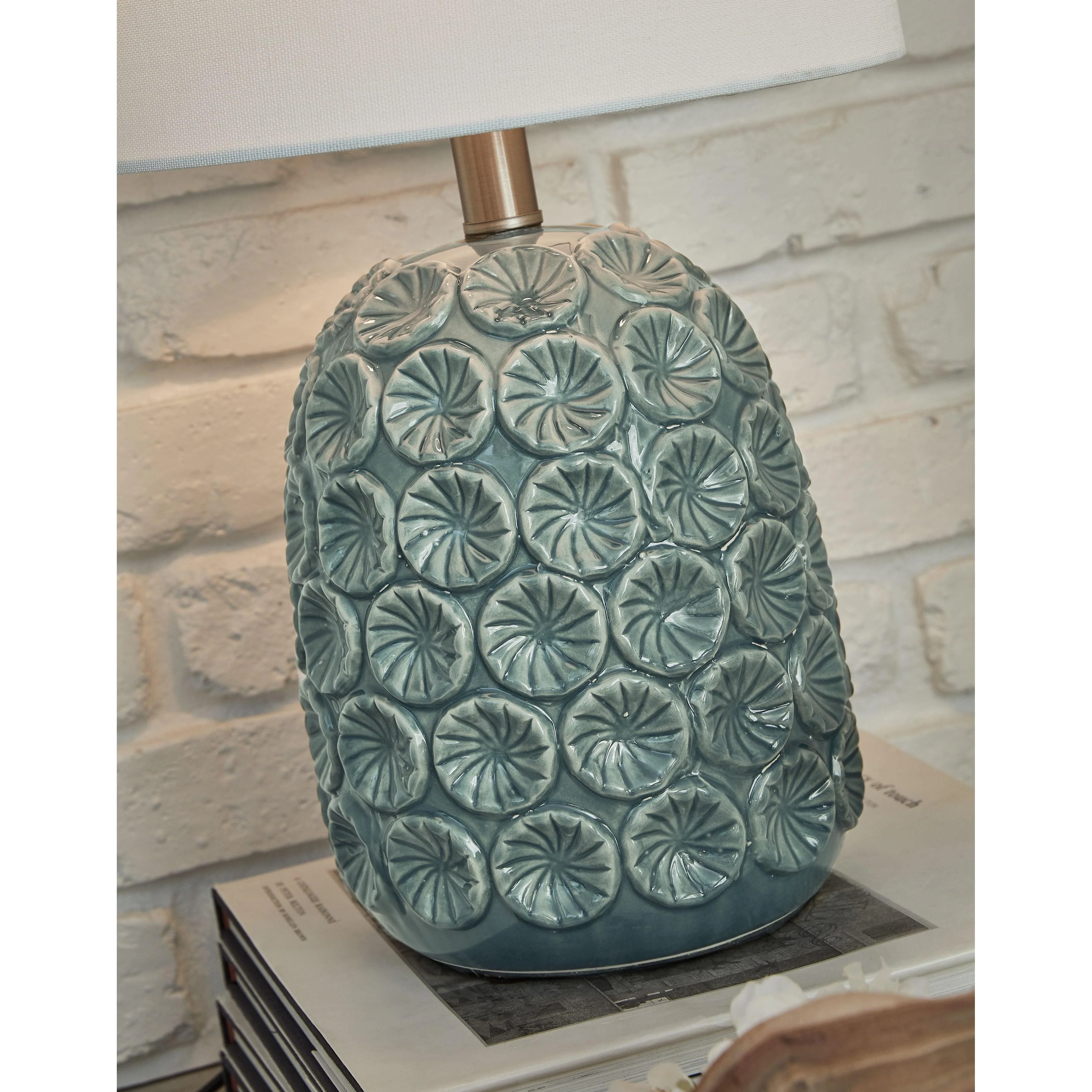 Moorbank - Teal - Ceramic Table Lamp (1/cn) - Image 3
