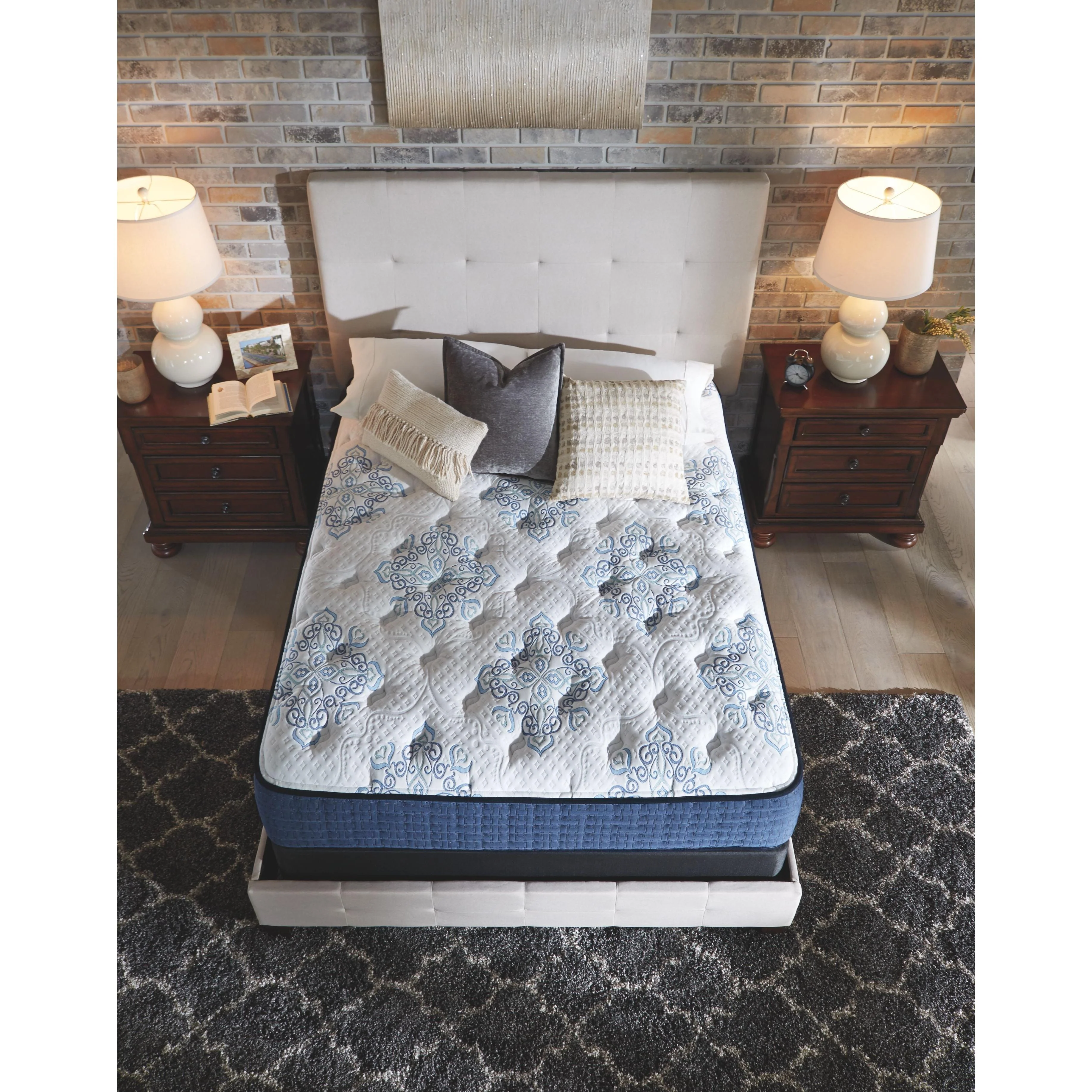 Mt Dana - White - California King Mattress - Firm - Image 9