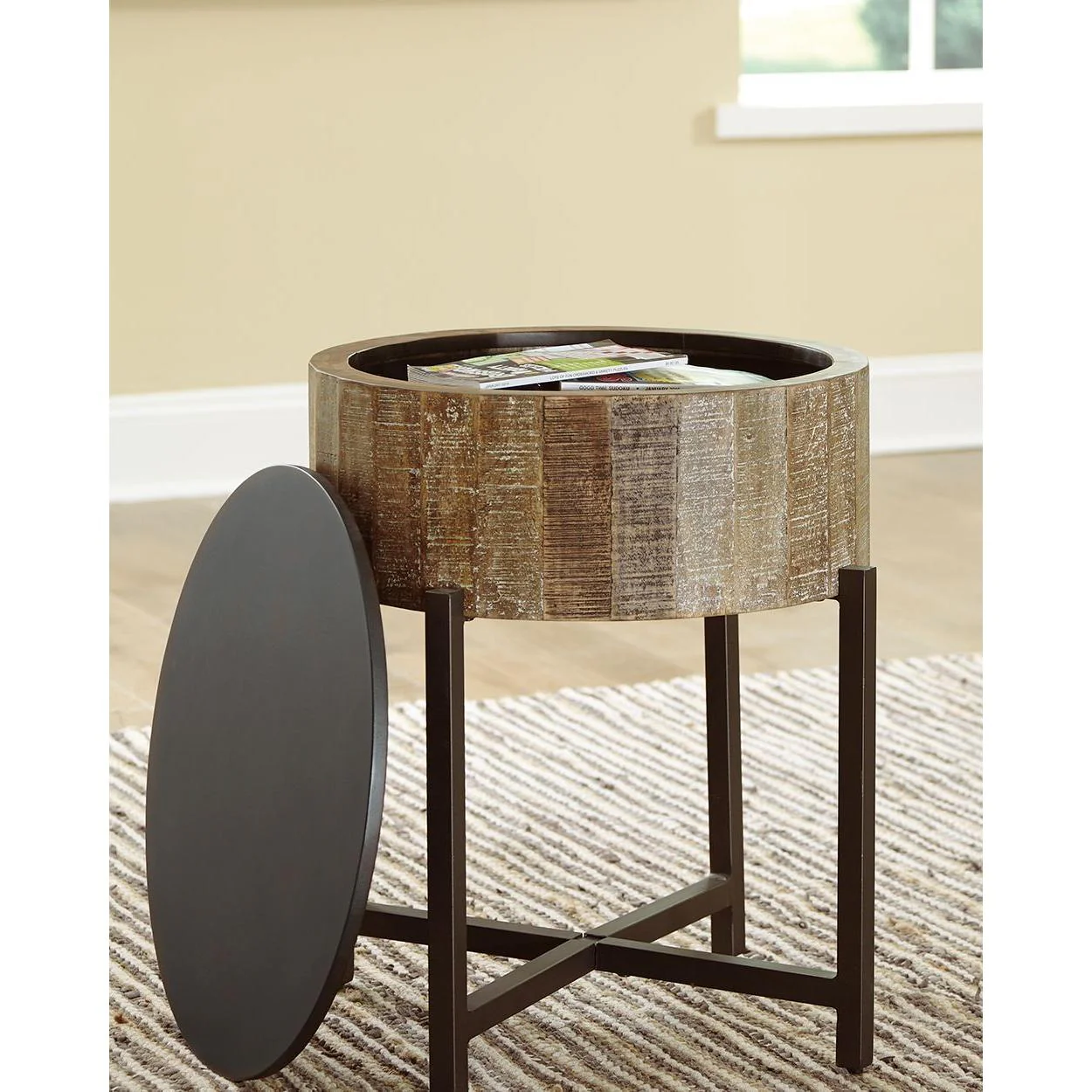 Nashbryn - Gray/brown - Round End Table - Image 3