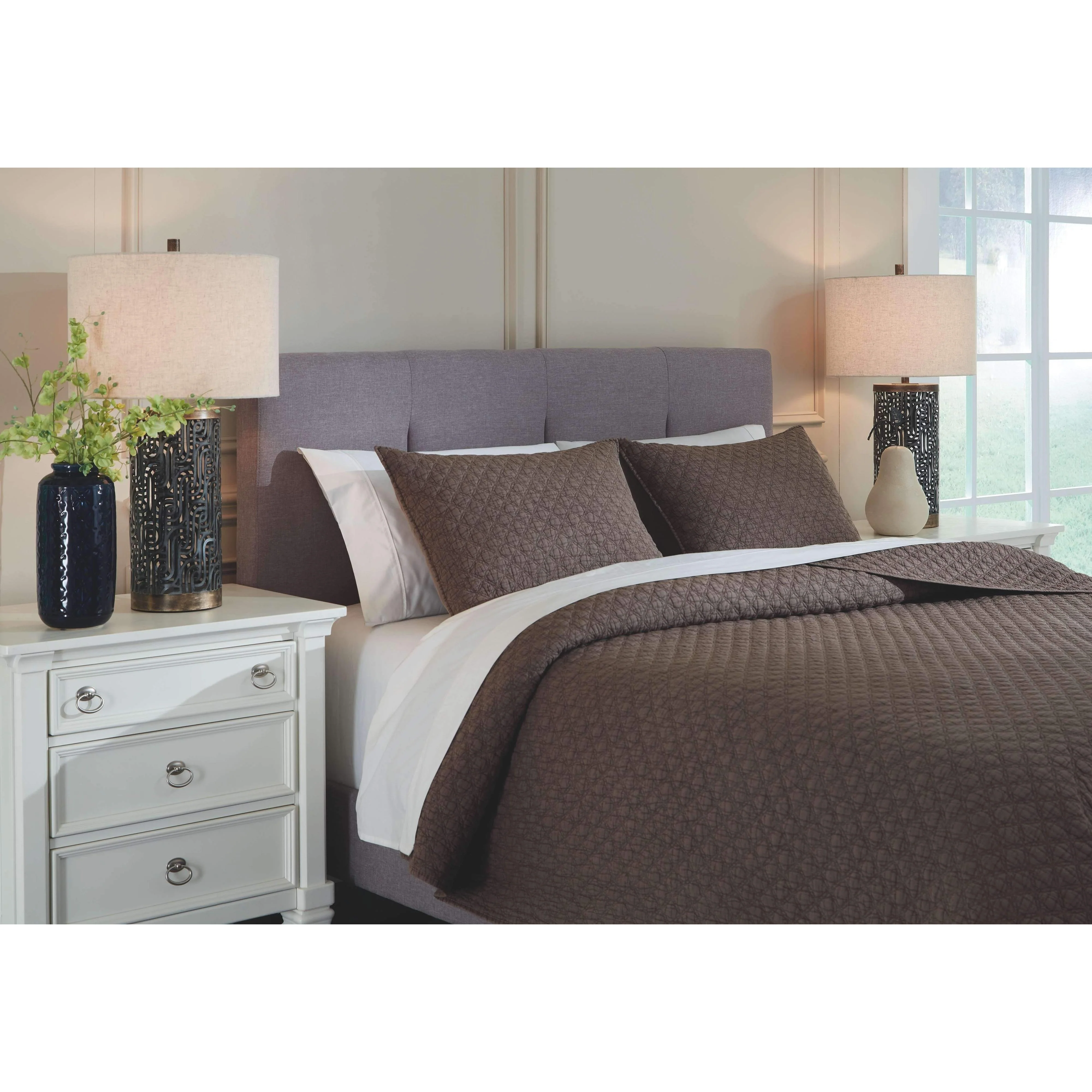 Ryter - Brown - King Coverlet Set - Image 3