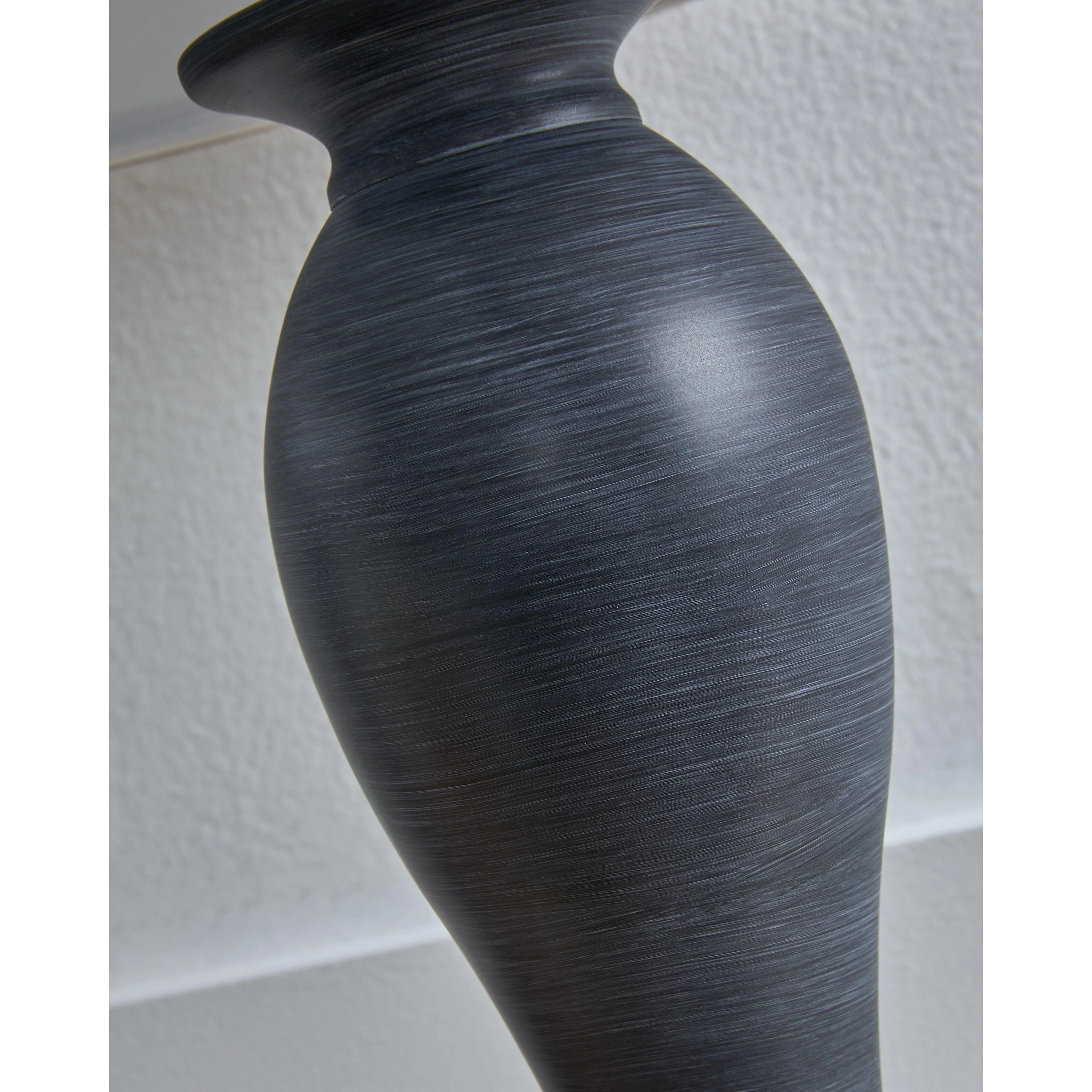 Samland - Gray Blue - Metal Table Lamp (2/cn) - Image 4