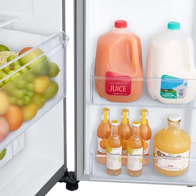 Samsung 27.4 cu. ft. Large Capacity Side-by-Side Refrigerator in Stainless Steel - Image 4