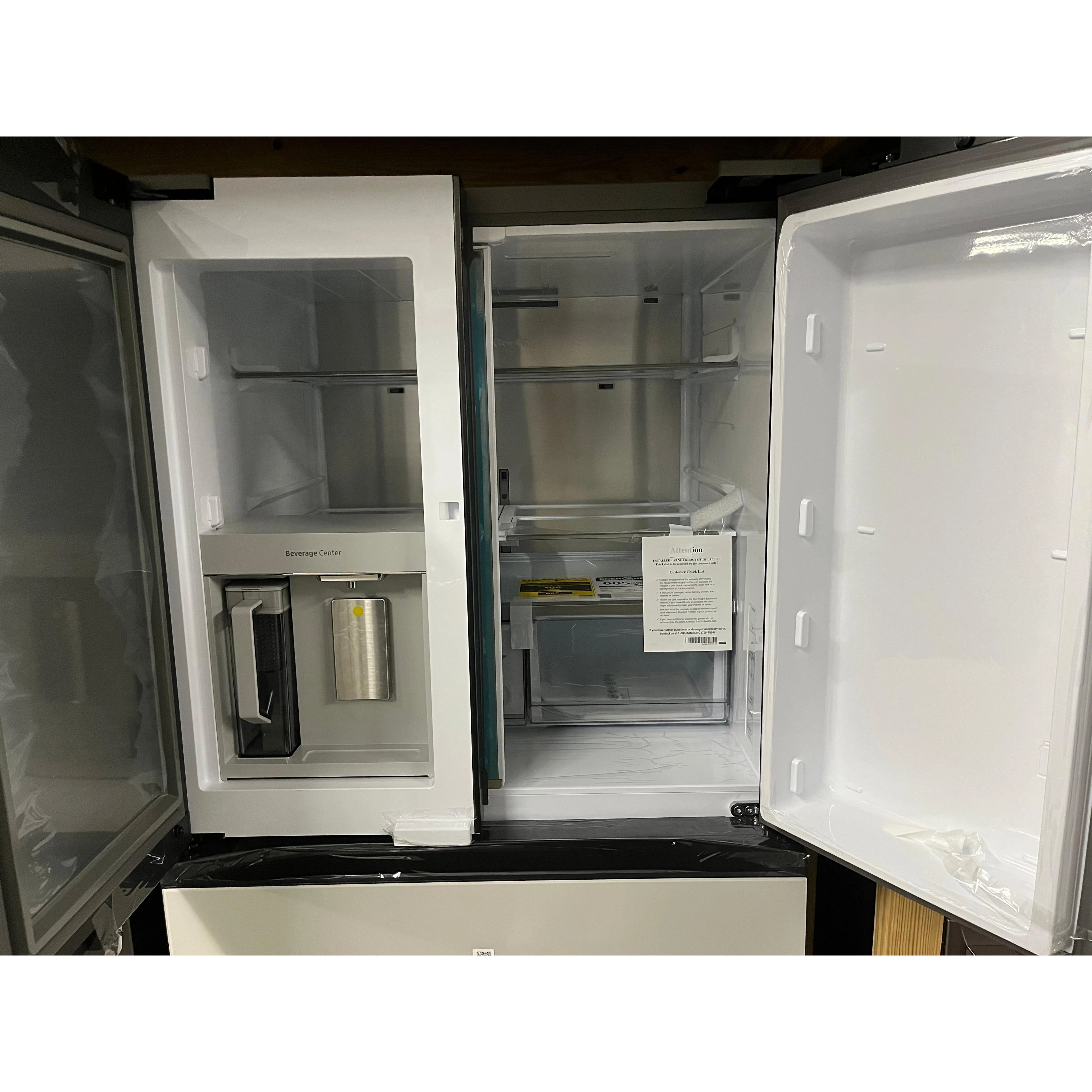 Samsung Bespoke 29 cu. ft 4-Door French Door Refrigerator with Beverage Center - Morning Blue Glass - Image 7