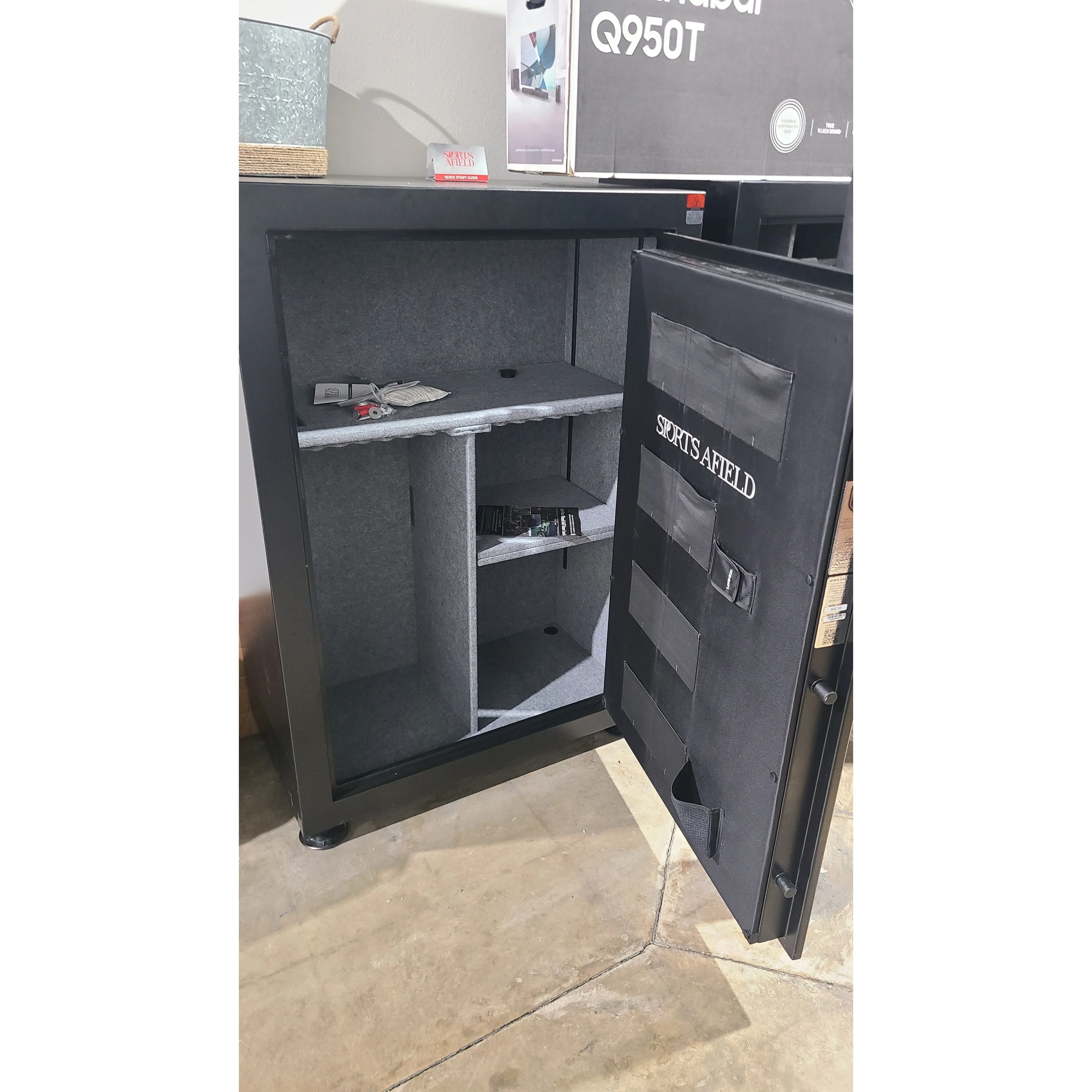 Sports Afield 64+10 Gun Standard E-Lock Safe Black - Image 2
