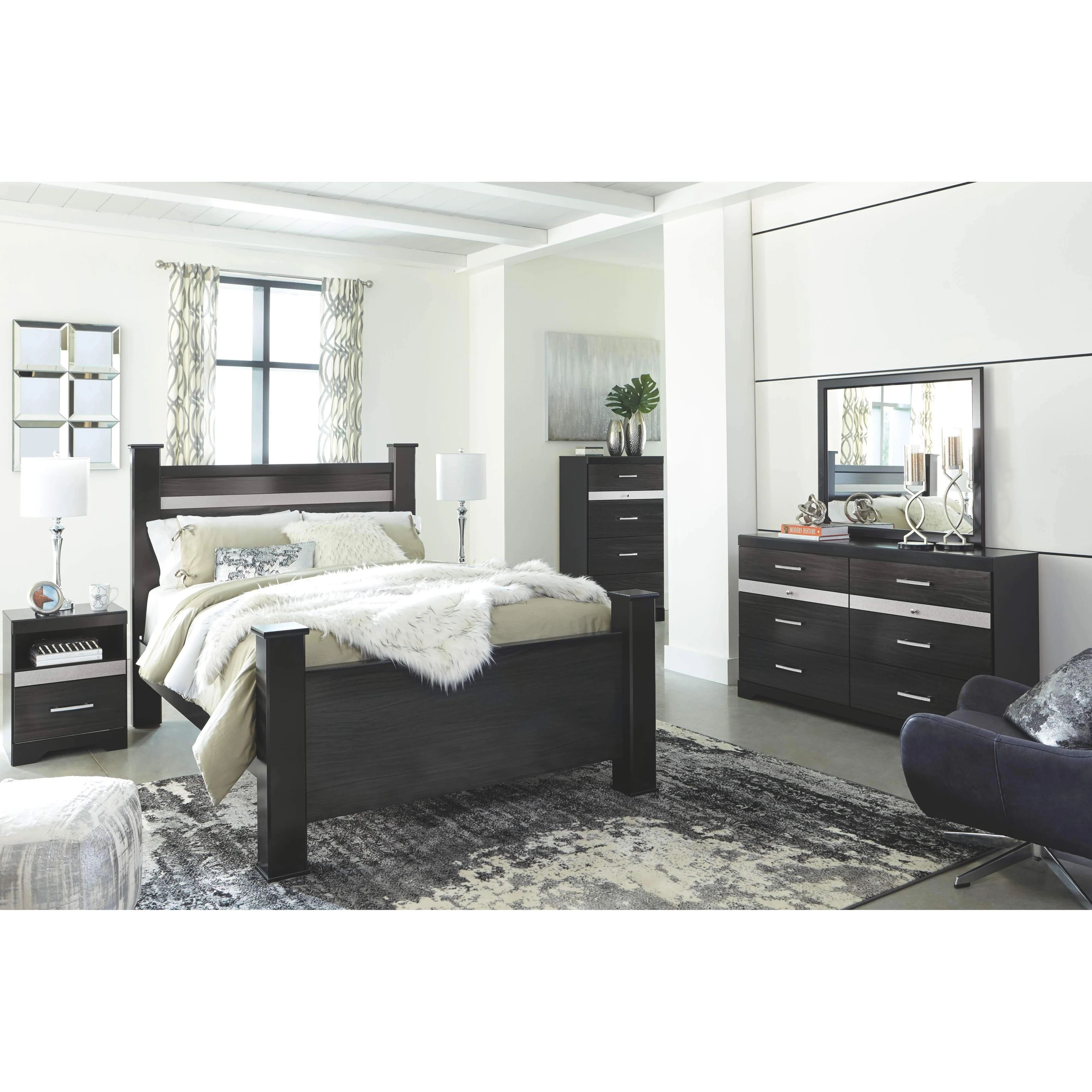 Starberry - Black - Five Drawer Chest - Image 3