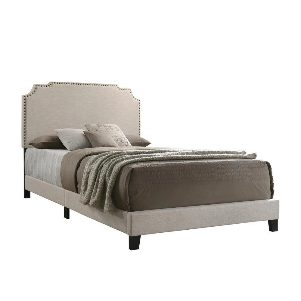 Tamarac - Upholstered Bed - Queen Bed - Beige - Image 2