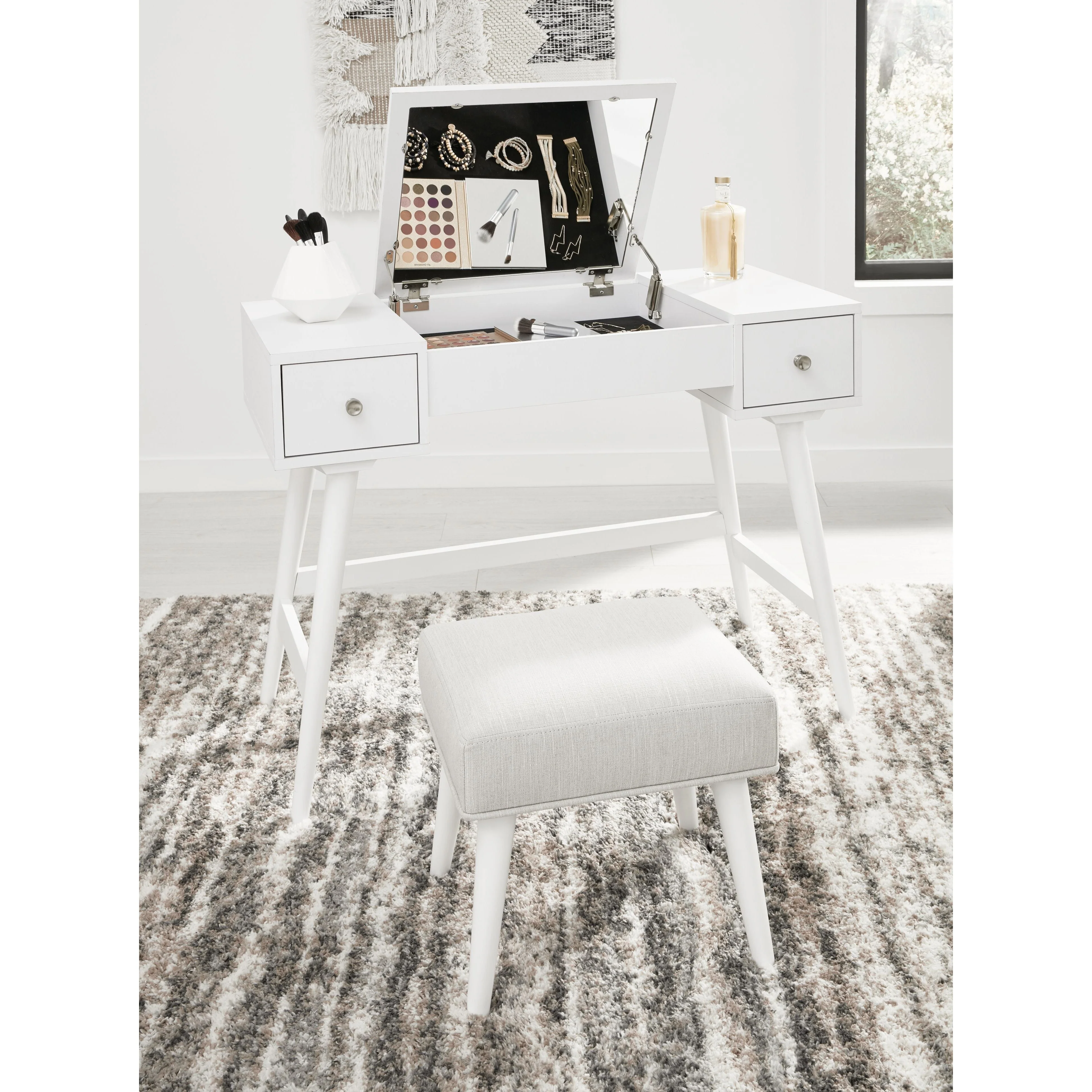 Thadamere - White - Vanity/uph Stool (2/cn) - Image 6