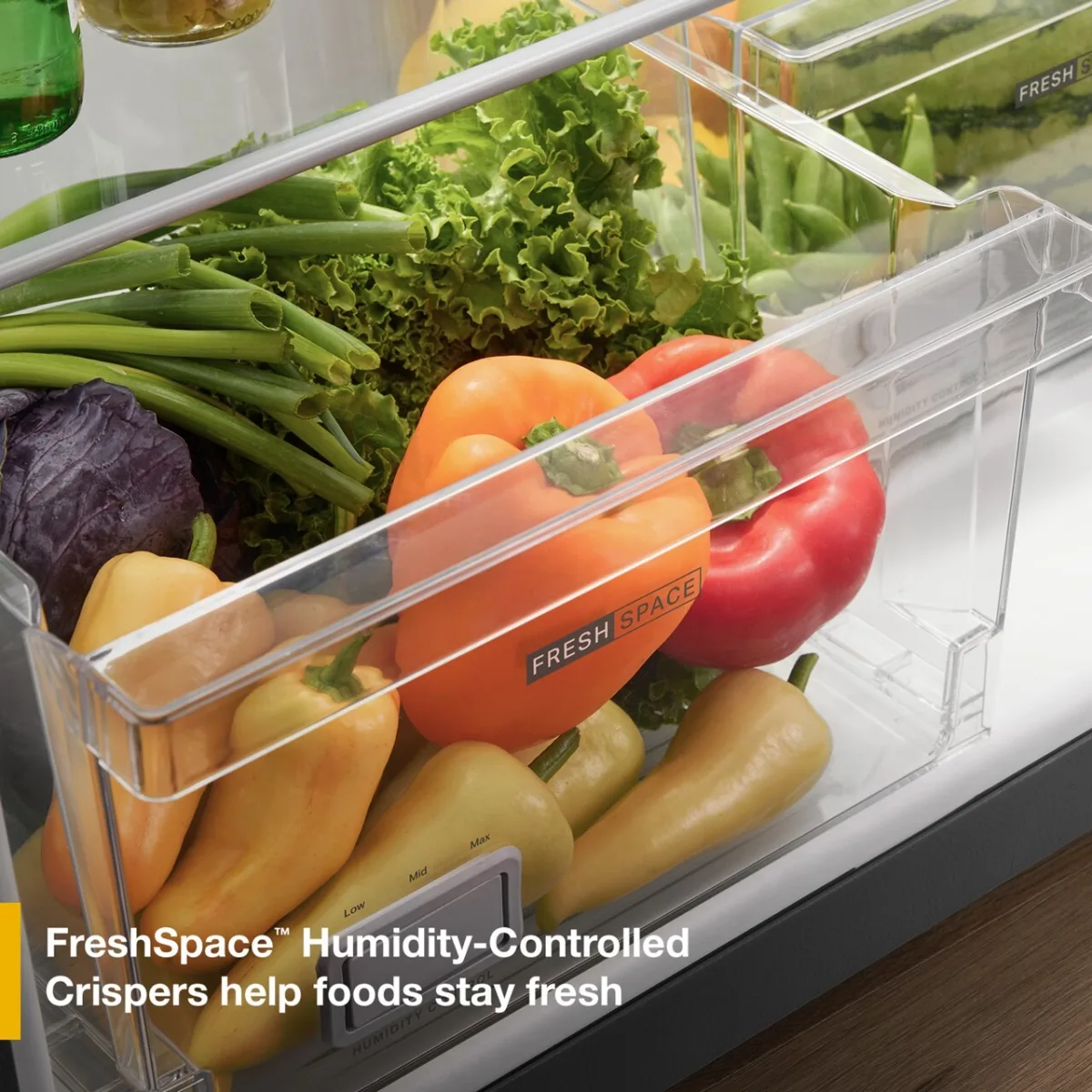 Whirlpool 29.5" Wide 19.3 CuFt Top Freezer Refrigerator in White - Image 4