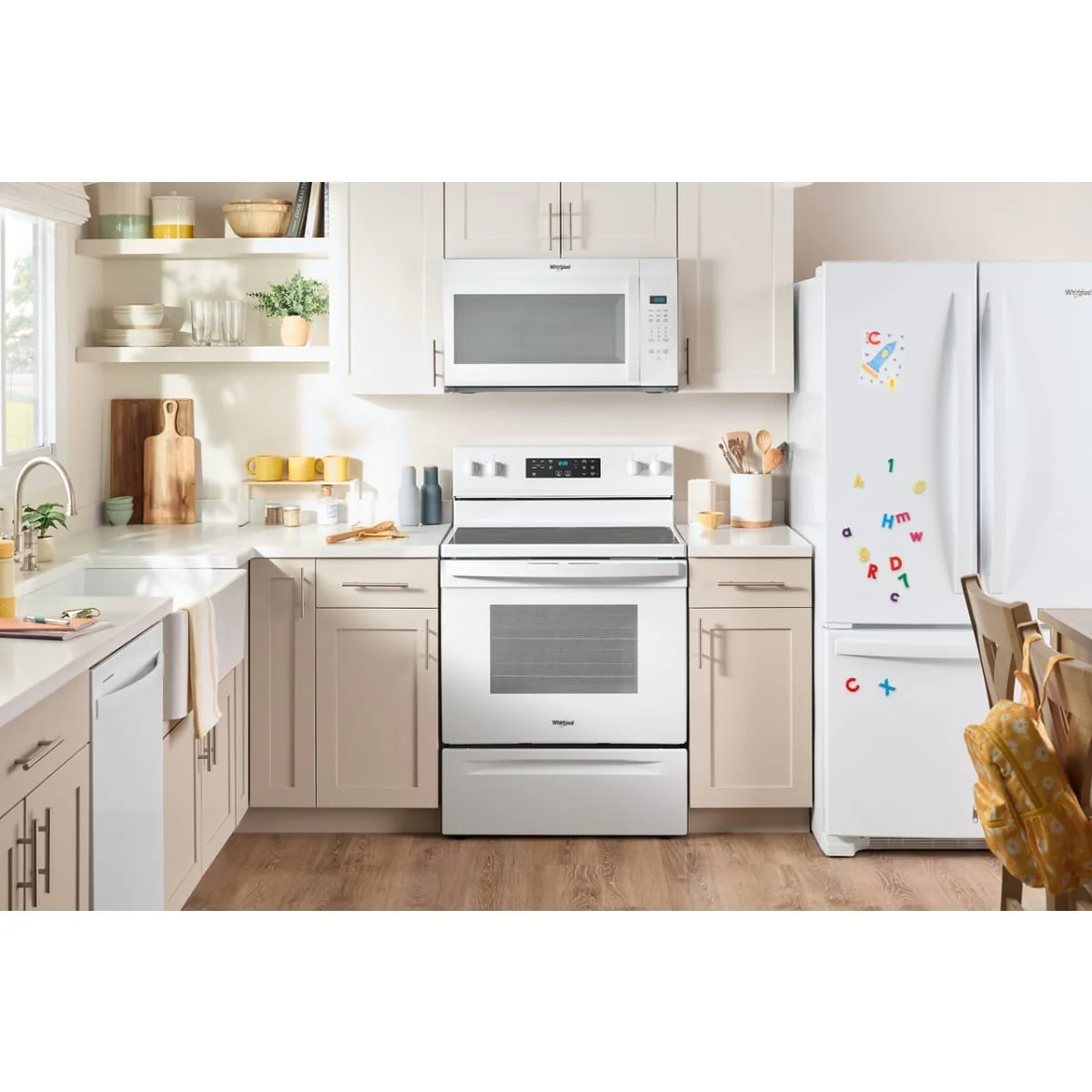 Whirlpool 30" 1.7 cu. ft Over the Range Microwave w/1000-Watts Cooking Power - Image 6